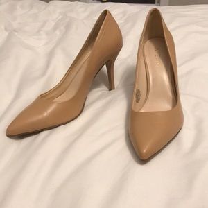Nine West Nude Pumps
